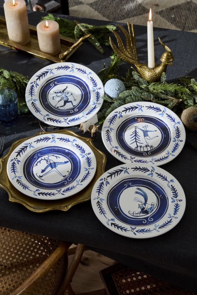 The E+E Dinner Plates set atop a dining table.